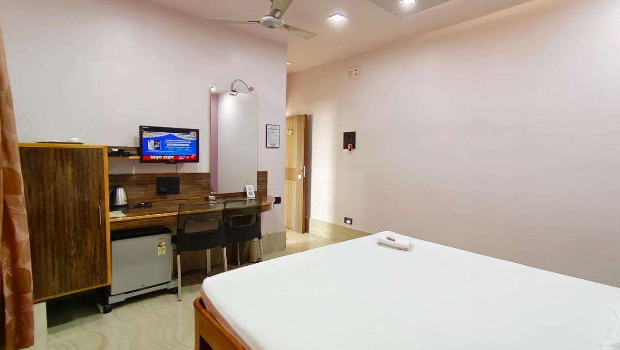 Hotel Samrat Baharampur Exterior foto