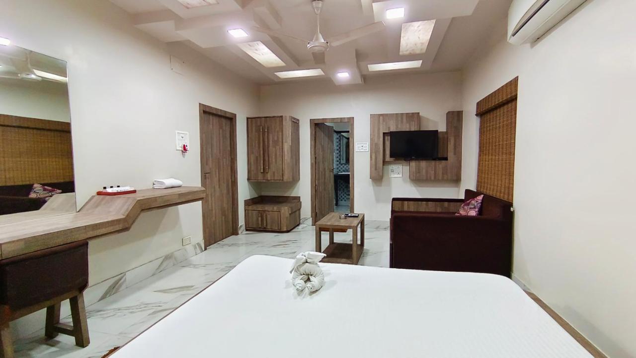 Hotel Samrat Baharampur Exterior foto
