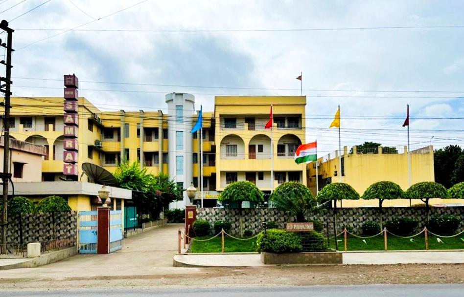 Hotel Samrat Baharampur Exterior foto